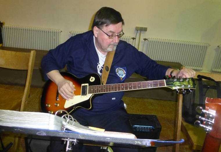2013: Gitarrist Dieter Stark (Foto: Imke Weiler)