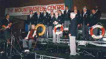 1988: BONNER SHANTY-CHOR im Mountbatton Centre, Portsmouth (Foto: privat)