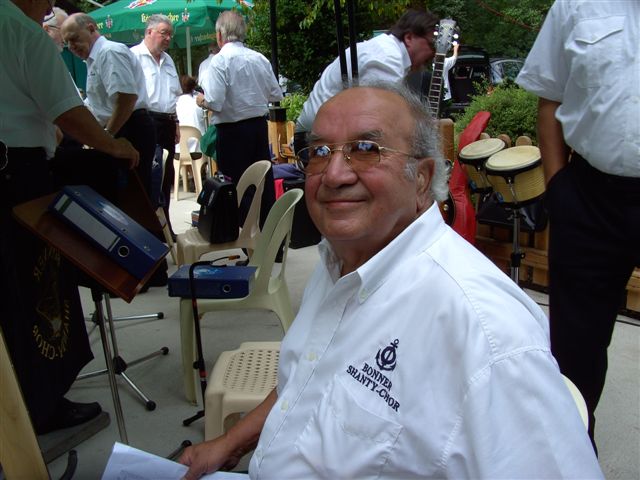2008: Hans Steinbach, Bassgitarre (Foto: Imke Weiler)