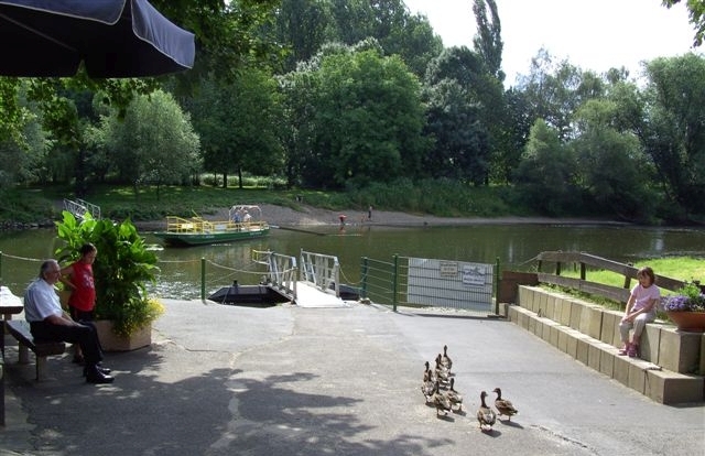 2008: Enten (vorne) und Siegfähre (hinten) (Foto: Imke Weiler)